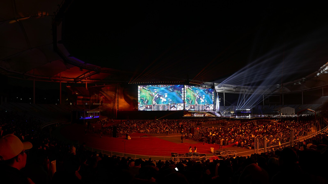 EMEA's Photo Finish: FUT and Vitality Tied at the Top on the Road to Barcelona
